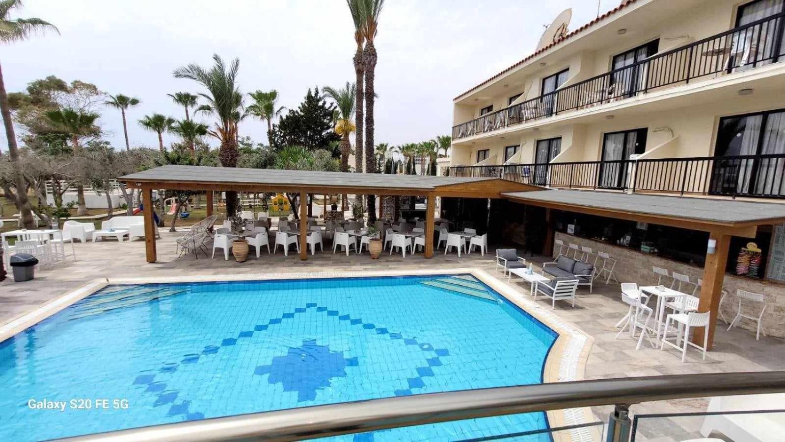 Simos Magic Beach Hotel Apts Ayia Napa Exterior foto