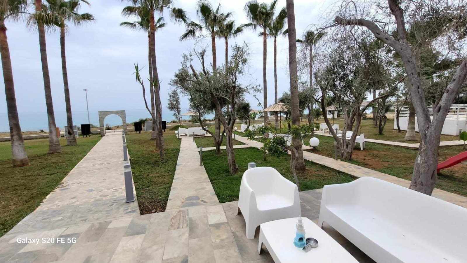 Simos Magic Beach Hotel Apts Ayia Napa Exterior foto